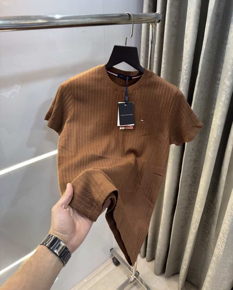 Tomm y Hilfiger Dark Brown Knitted Classic T-Shirt Main image