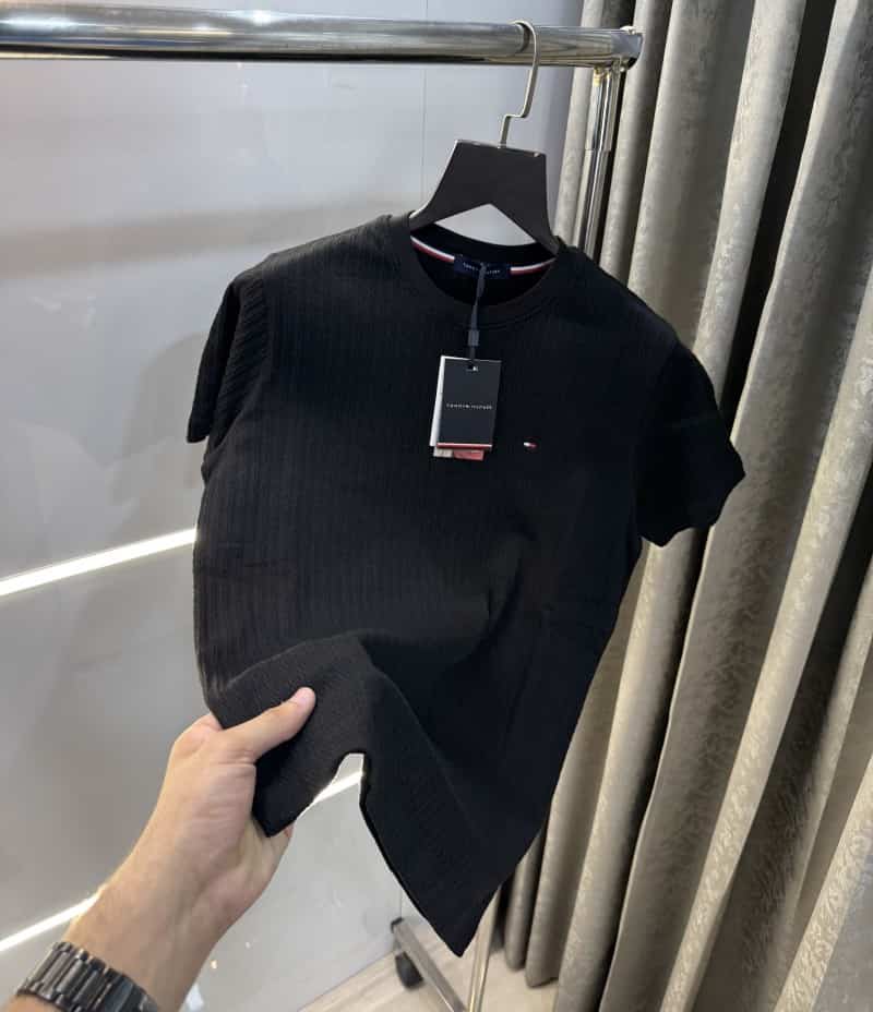 Tomm y Hilfiger Black Embroidery Logo Classic T-Shirt Main image