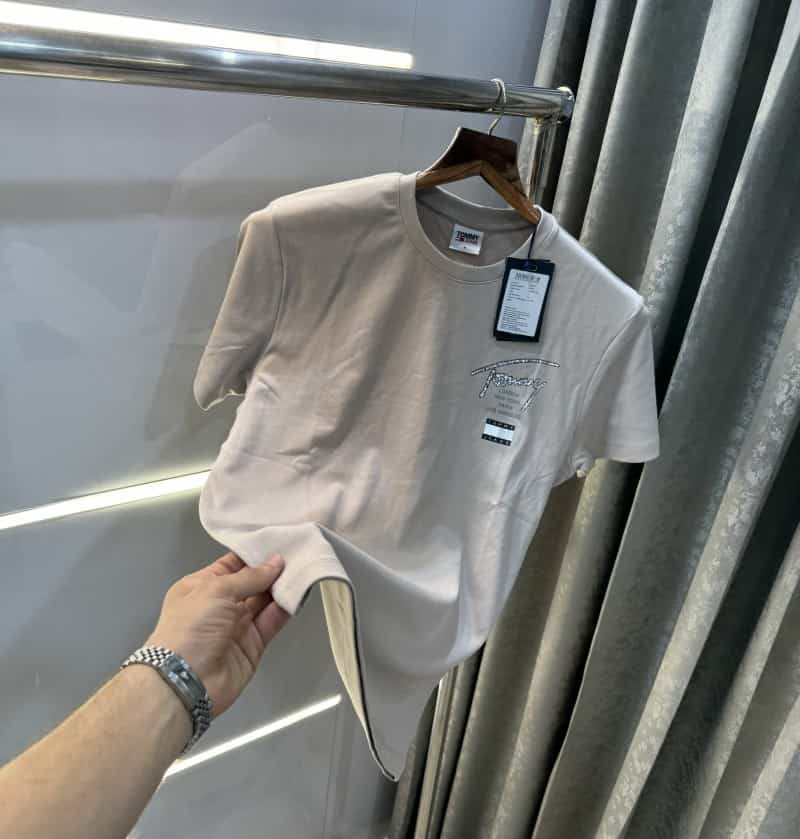 Tomm y Hilfiger Beige Printed Premium T-Shirt
