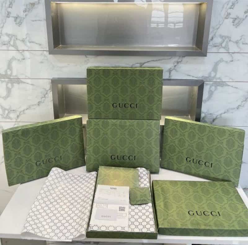Gucc i White Logo Print Imported Oversized T-Shirt With Premium Box Packing