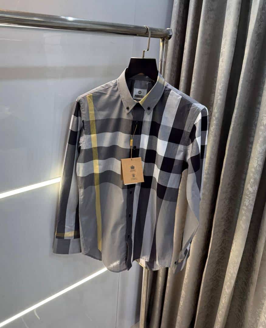 Burberr y mid Grey Checks Premium Classic Shirt