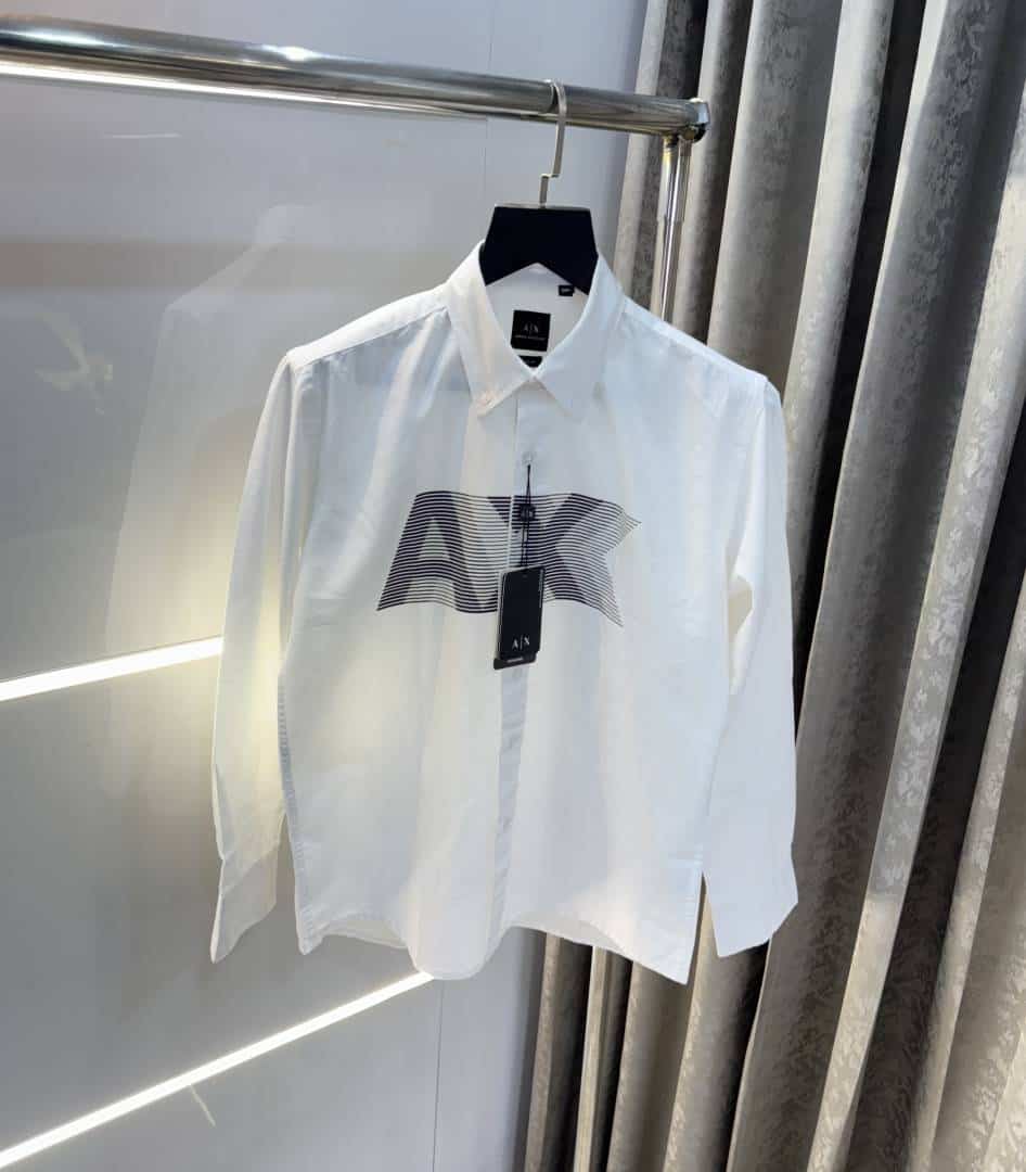Arman i Exchang e White Logo Print Exclusive Shirt Secondary image