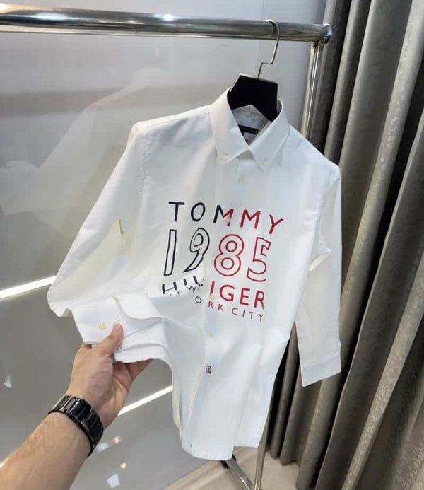 To..mMy HiLFiGEr White Logo Print Premium Shirt