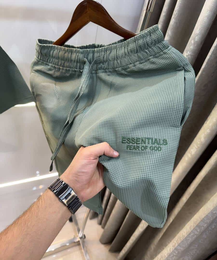 Essential fear of go d Green Imported Cord Set
