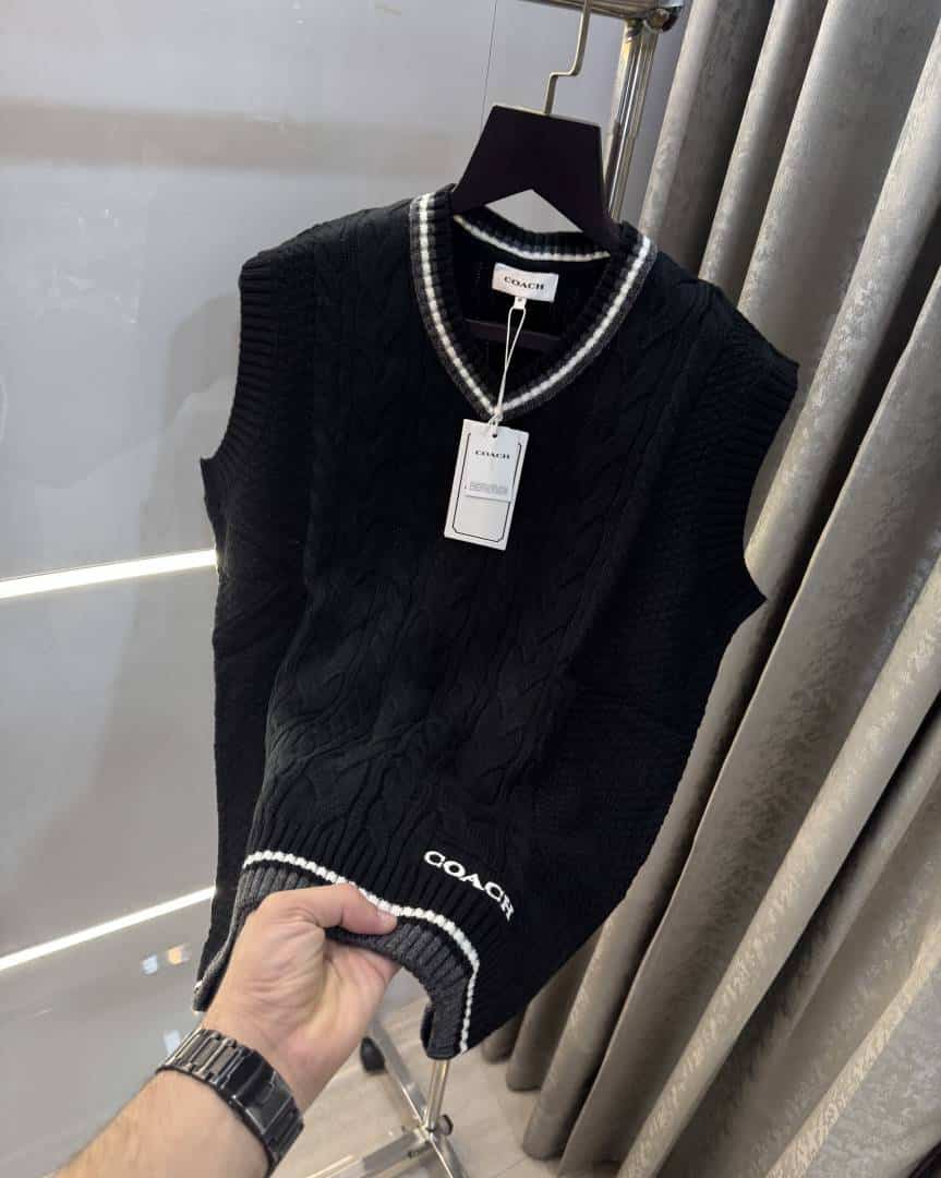 Coac_h Black Knitted Premium Sleeveless Pull Over