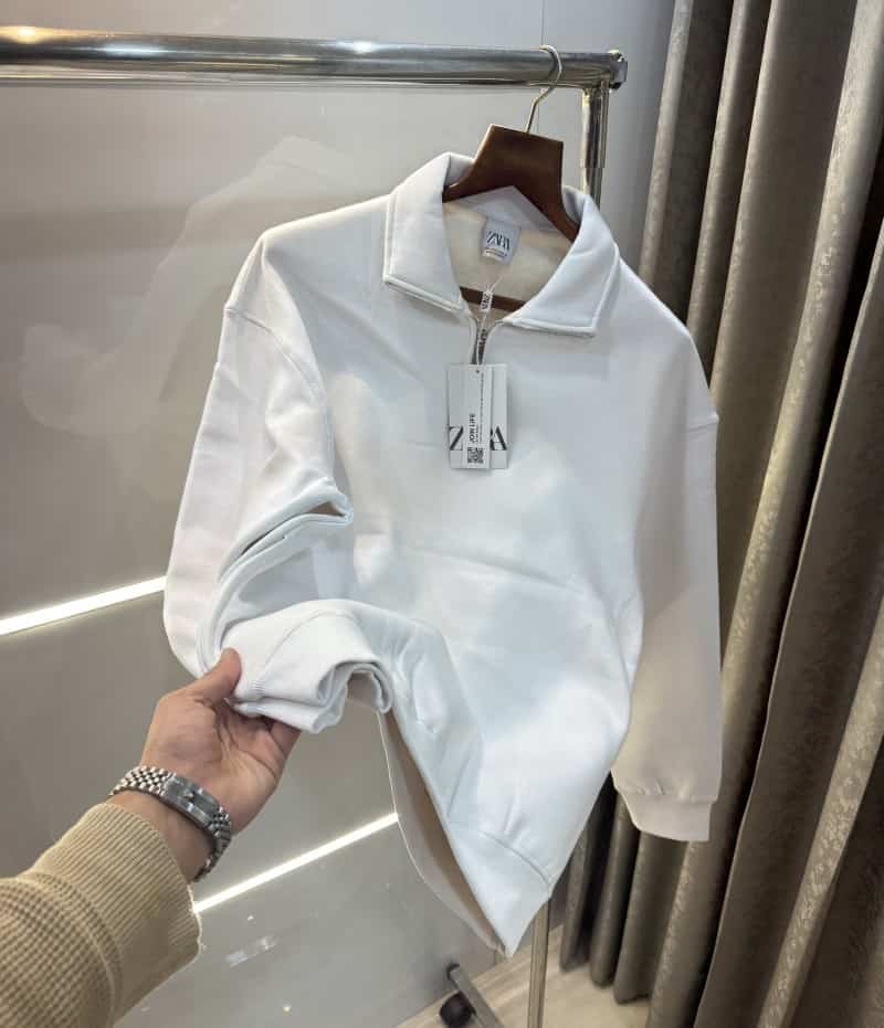 Zar a White Premium Classic Sweatshirt Main image