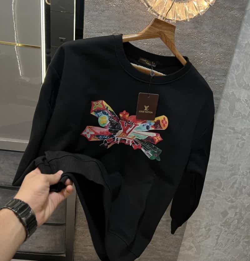 Loui s Vuitton Black Logo Print Imported Pull Over Secondary image