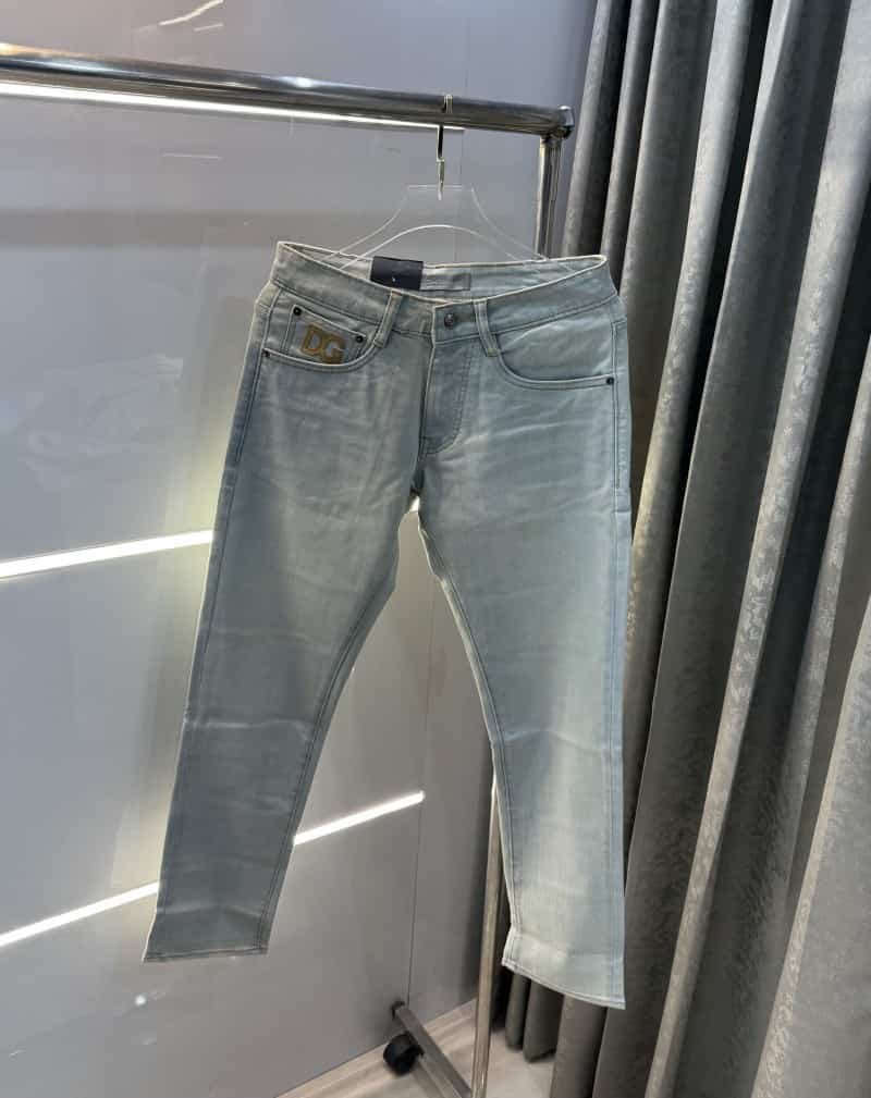 Dolce&Gabbana Vintage Pocket Embroidery Imported Denim Secondary image