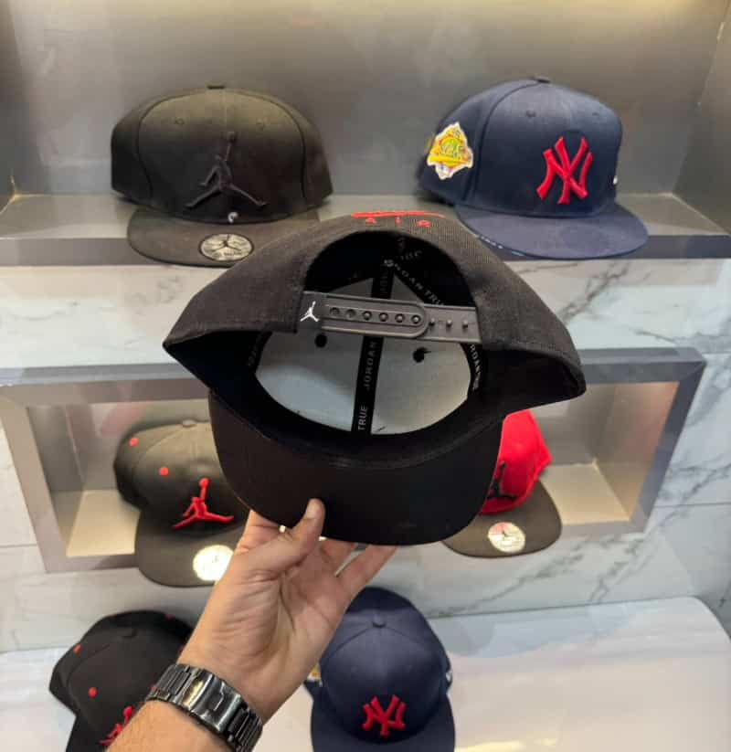 Air Jordan Black Red Embroidery Logo Imported Cap Secondary image