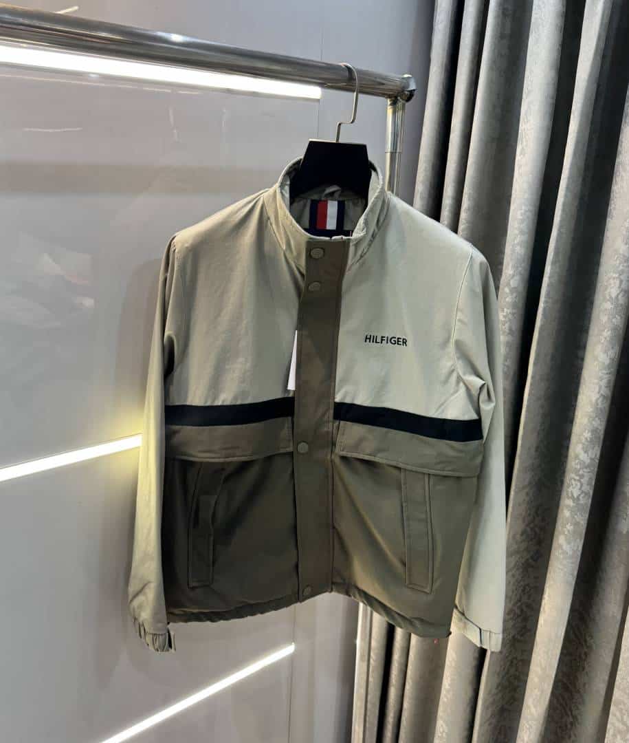 Tomm y Hilfige r Green Premium Classic WindBreaker Main image