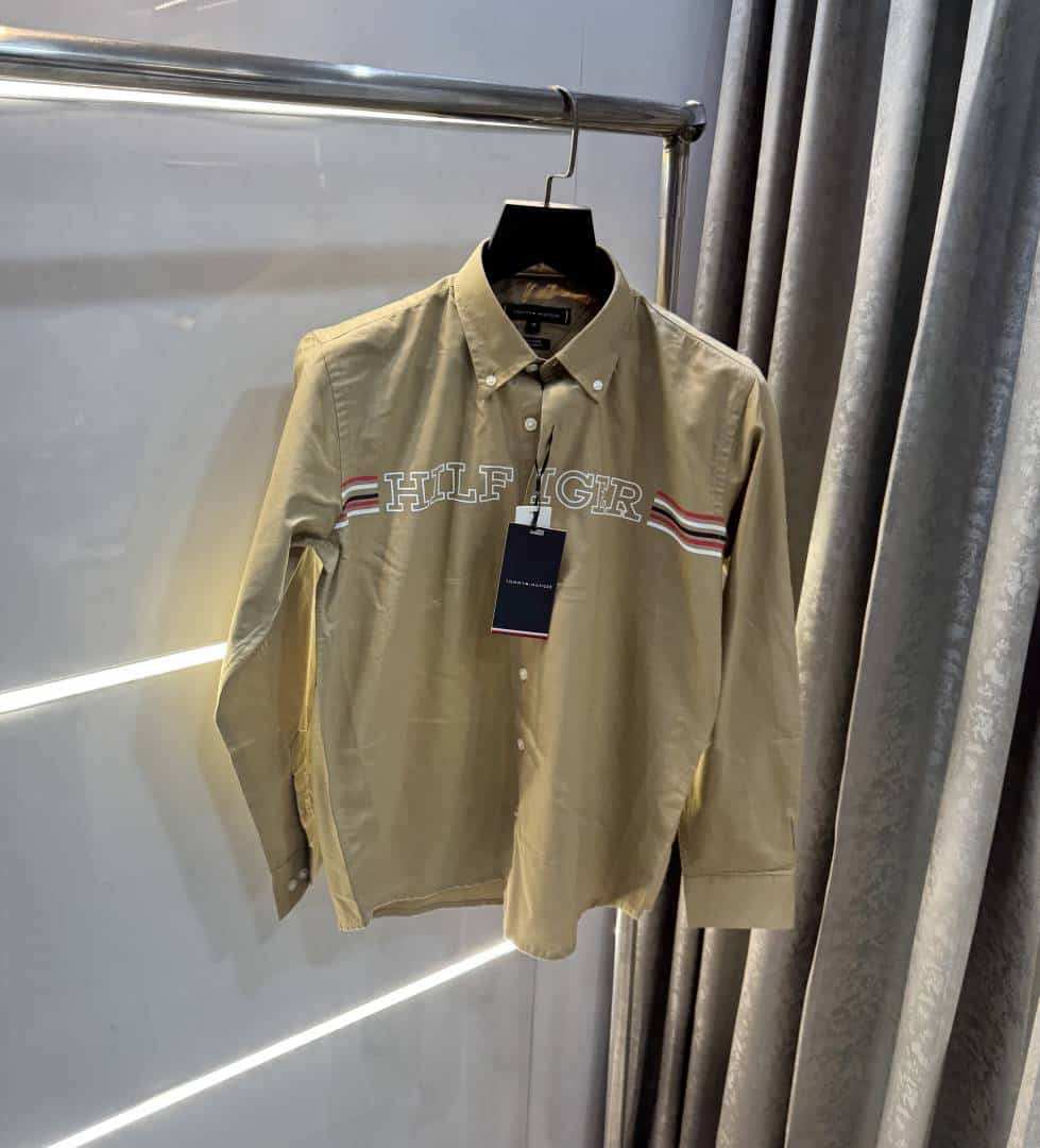 Tomm y Hilfigar Beige Premium Classic Shirt Secondary image