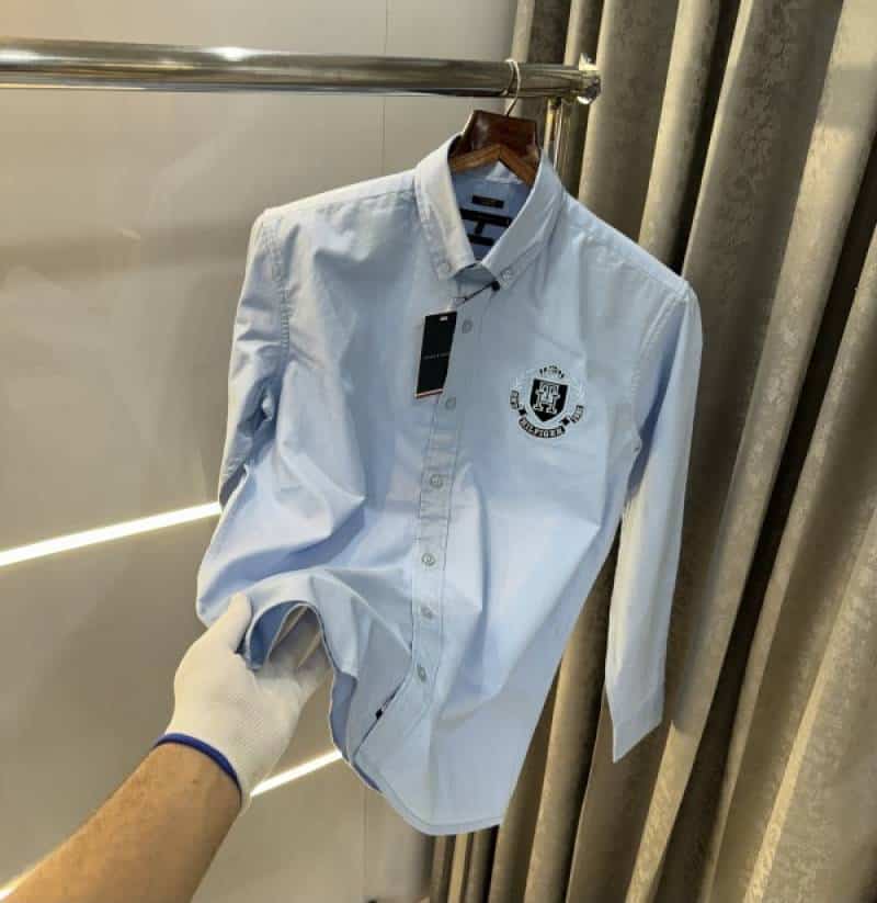 Tomm y Hilfigar Sky Blue Embroidery Work Classic Shirt Secondary image