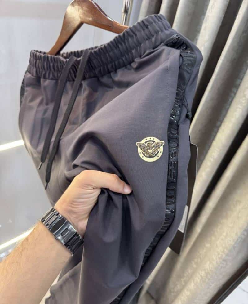Emporio Arman i Grey Patch Logo Imported Jogger With Carry Bag