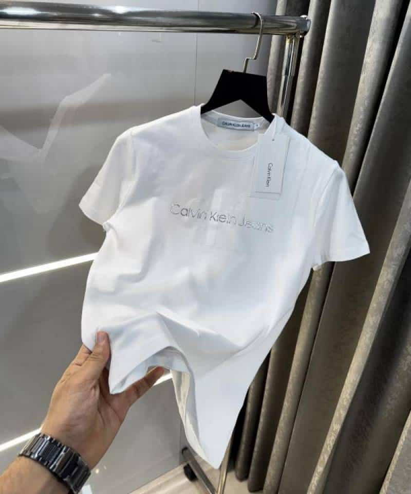 Calvin Klei n White Logo Print Premium T-Shirt Main image