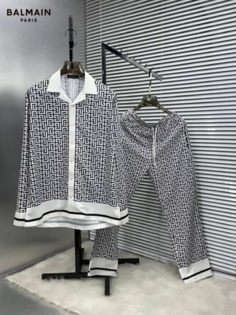 Balmai n Paris White 2 MonogrAm Imported Tracksuit With Brand BoX