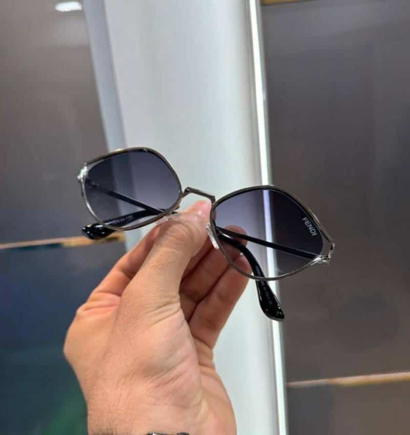 Fend i Silver-Black Designer Shade 492