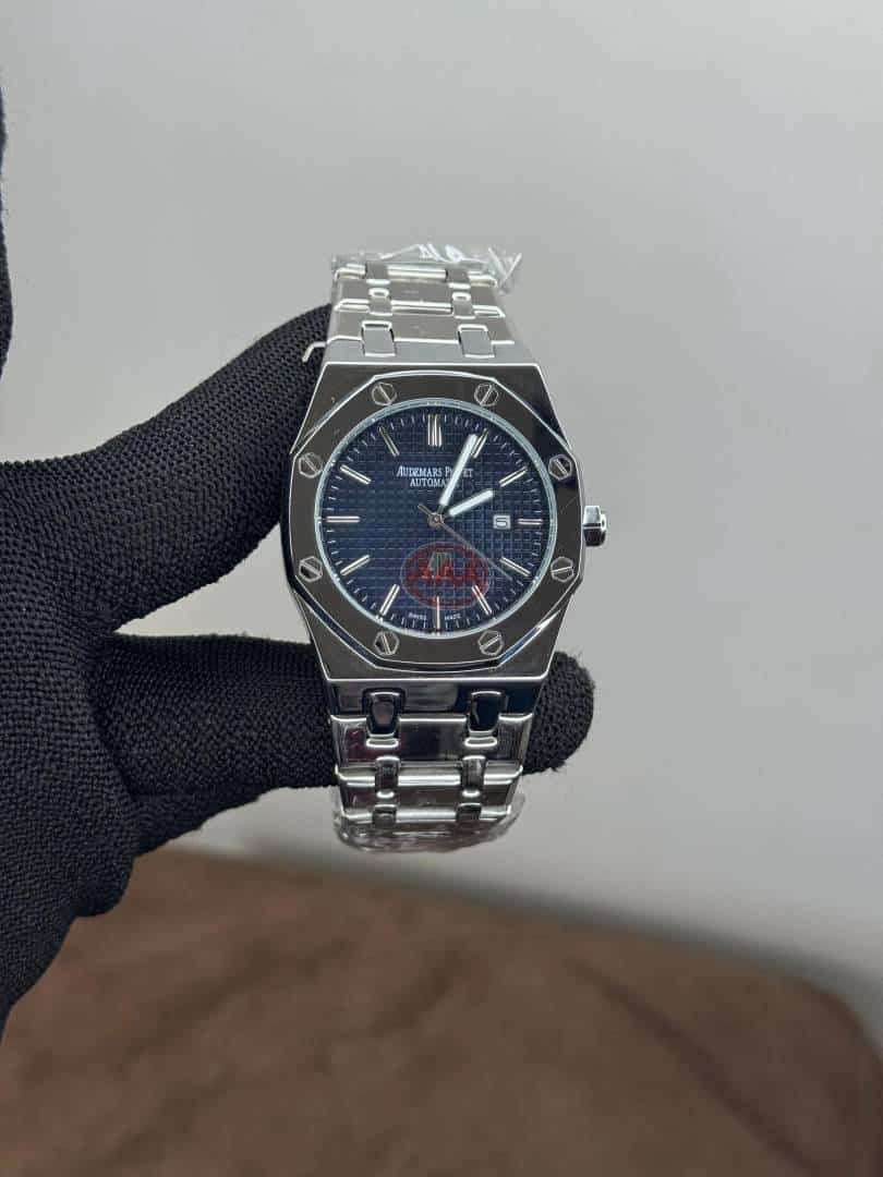 Audemars Pigue t Royal Oak Silver Blue Dial Quartz Watch Main image