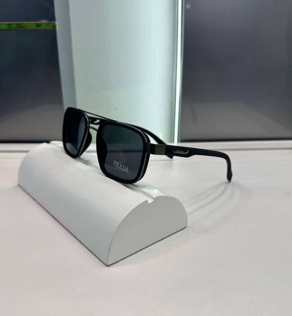 Prad a Milano All Black Luxury Shade 3350