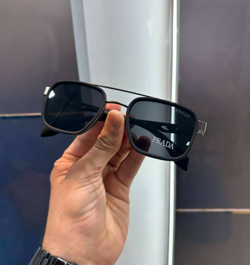 Prad a Milano All Black Luxury Shade 3350