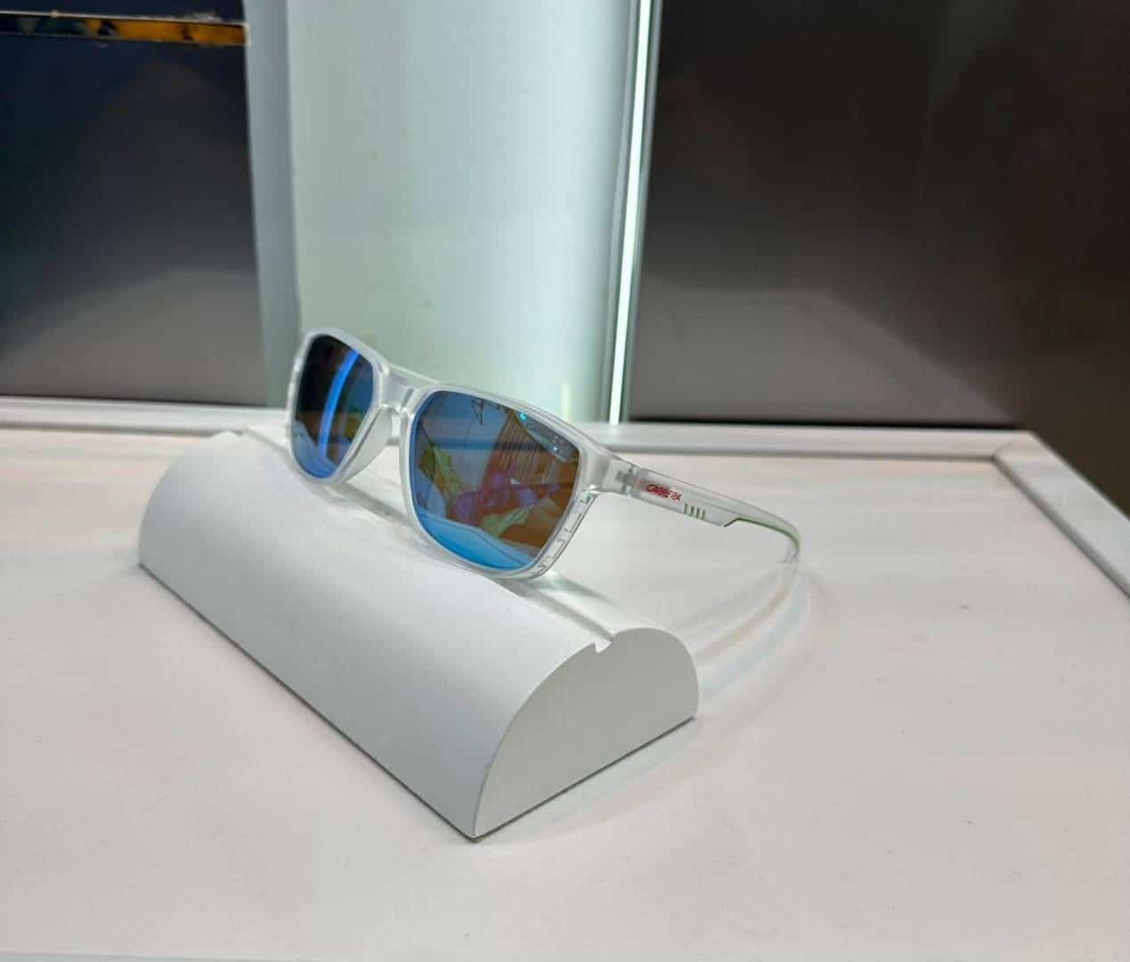 Carrera White-Blue Luxury Shade 1142