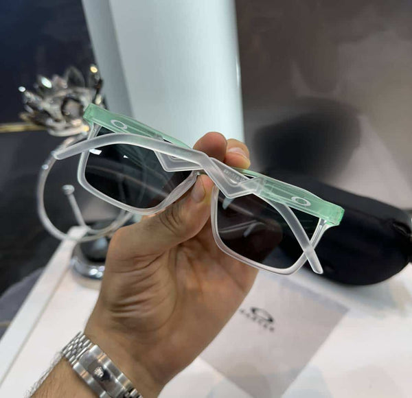 Oakle y Designer Green-Black Premium Shade 3116