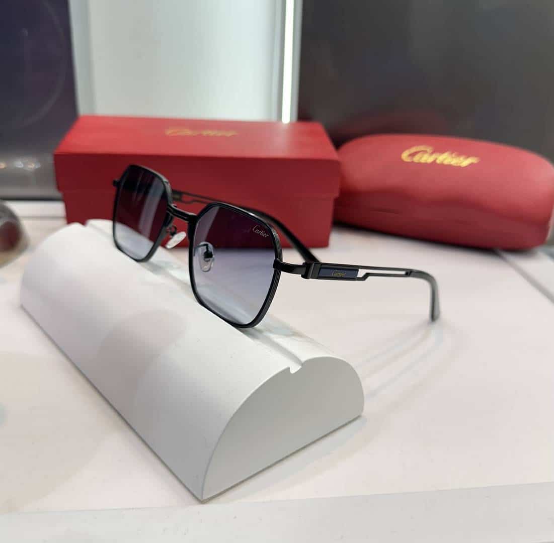 Cartie r Gunmetal Blue Premium Shade 1001