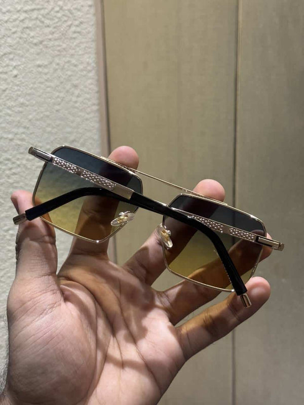 Cartie r Designer Gold- Multi Premium Shade 042