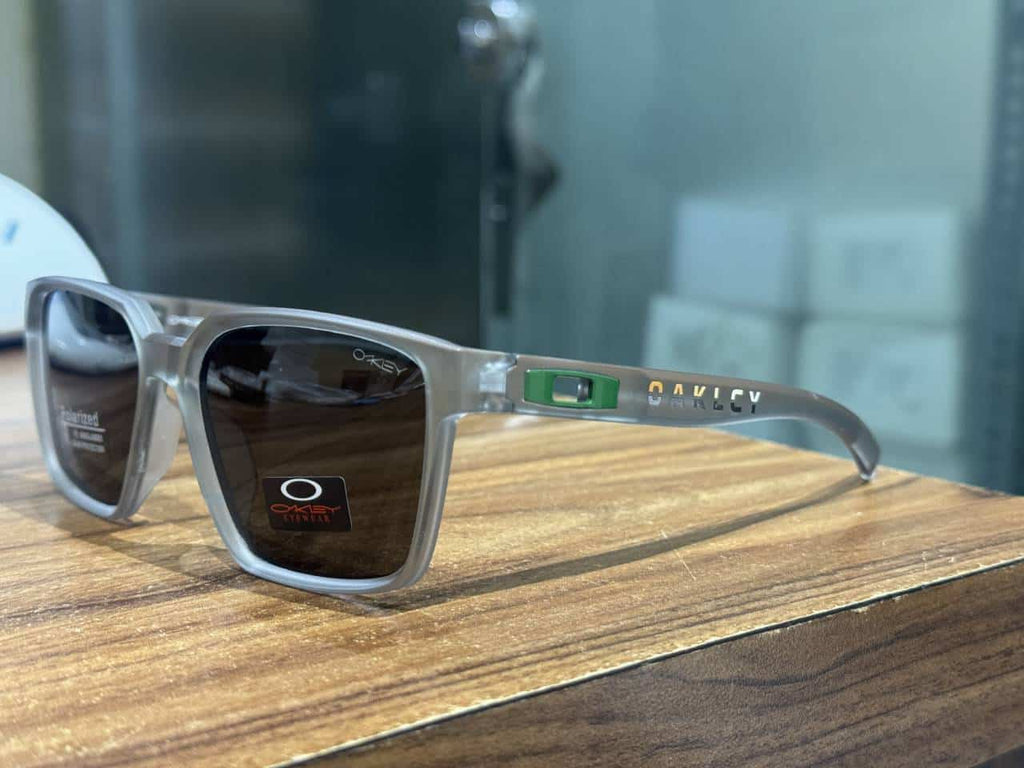 Oakle y All Grey Premium Shade 3384