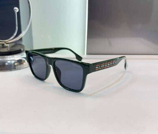Burberr y Green-Black LuXury Shade 4358