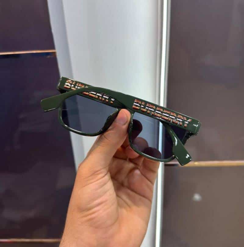 Burberr y Green-Black LuXury Shade 4358