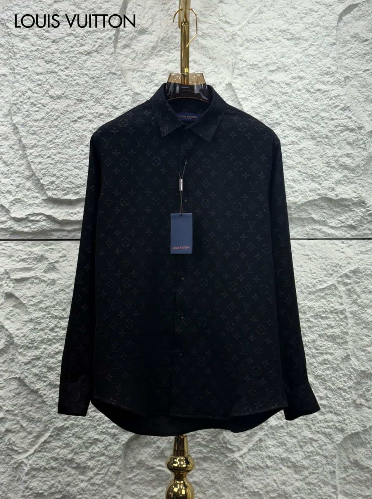 Louis  Vuitton Black MonogR..am! LuX..ury Shirt With Premium Box Packing And Carry Bag