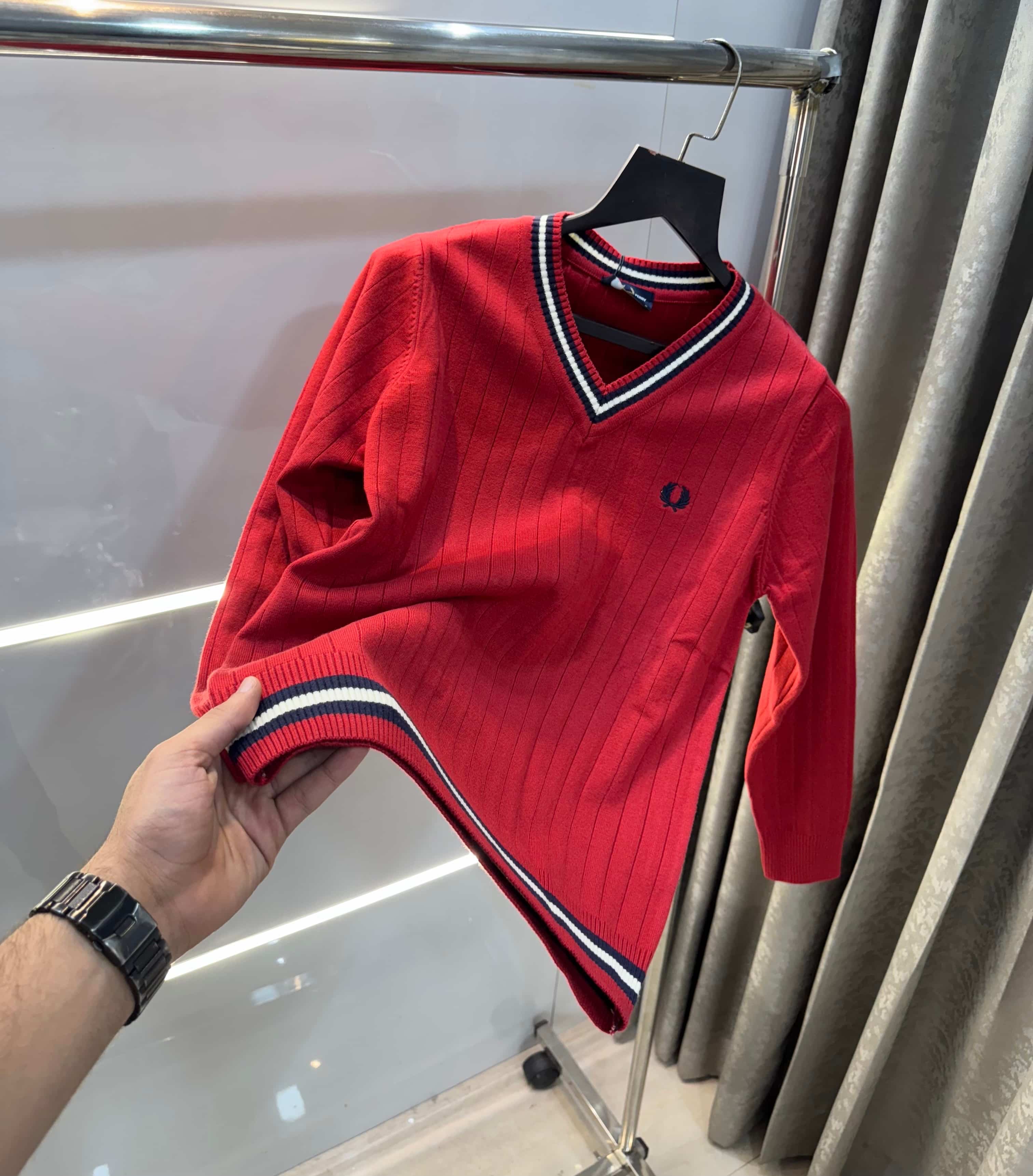Fredperr y Red Embroidery Logo Premium Knitted Pull Over Main image
