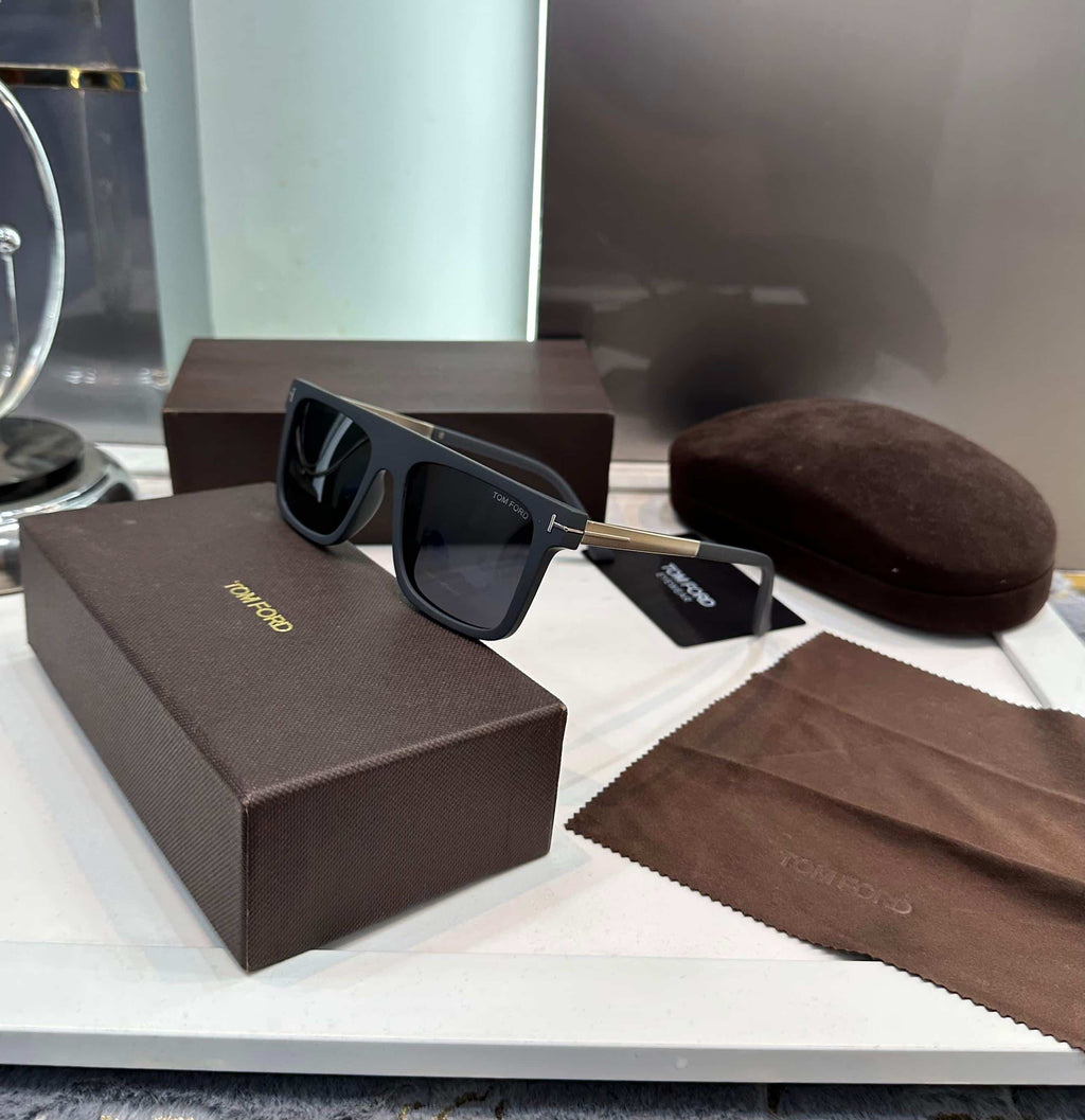 Tom Ford Grey Premium Shades 2031