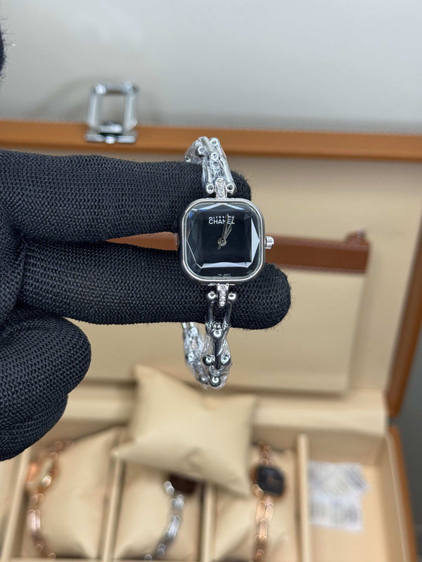 Chane L Silver Black Designer Premium Watch