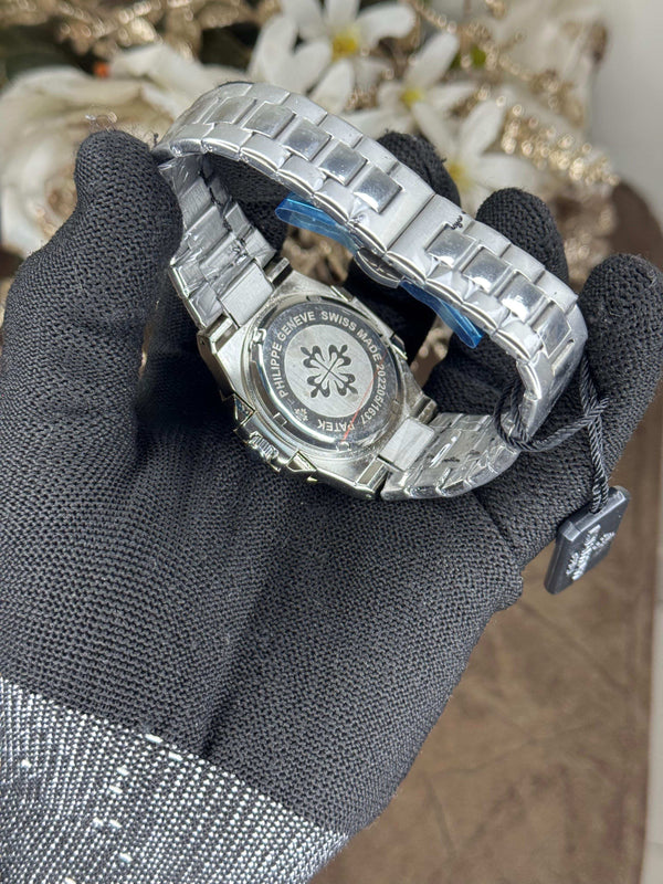 Patek  Philippe Nautilus Blue Emerald Edition Quartz Watch