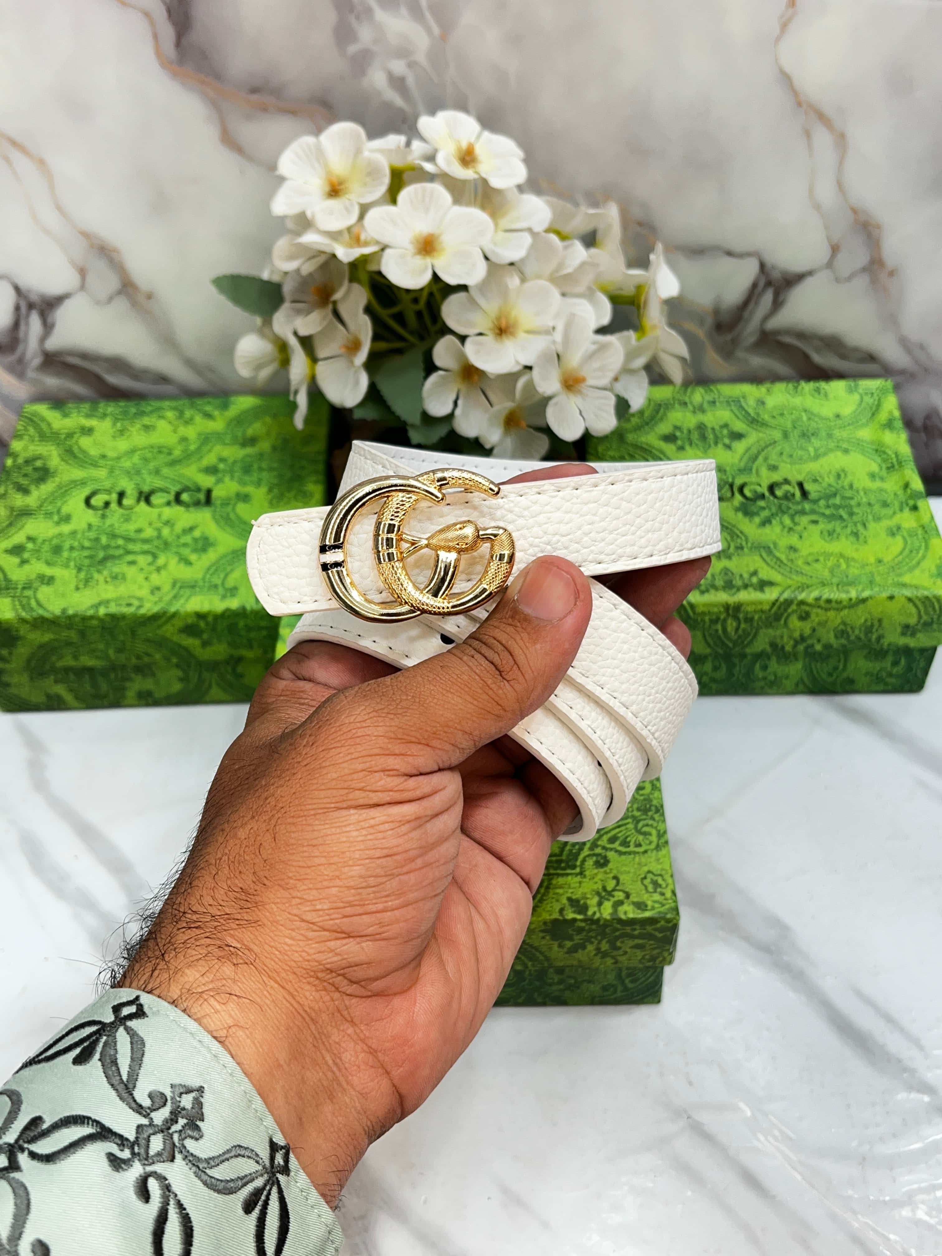 GG Gu...CCI PREMIUM QUALITY IMPORTED LADIES BELT WITH BO..X.