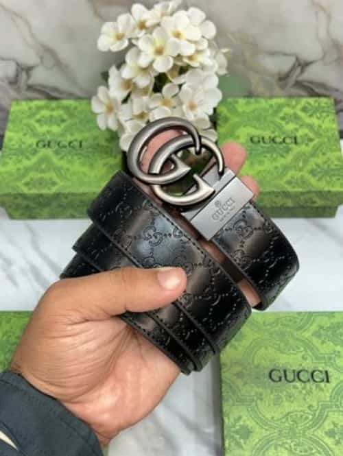 gUCCI EMB0S5.ED PREMIUM QUALITY IMPORTED REVERSIBLE BELT WITH OG BO·x GG-614