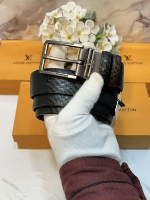 LV l0...UI$ VuITToN! PREMIUM QUALITY IMPORTED REVERSIBLE BELT WITH OG BOX LV-204