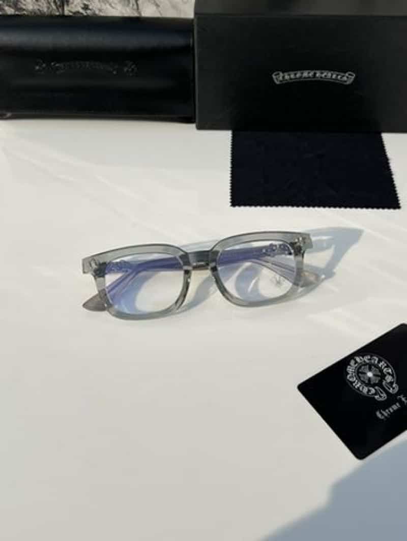 Chrome_heart_9203_grey_plano