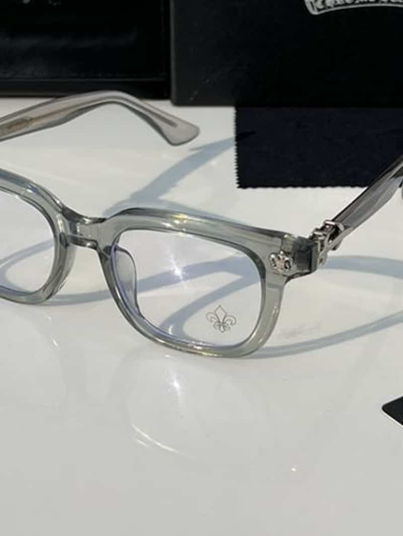 Chrome_heart_9203_grey_plano