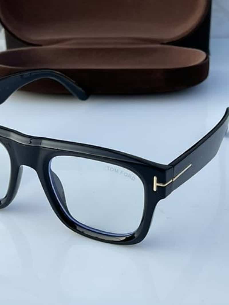 Tomfo..rd_259_black_plano