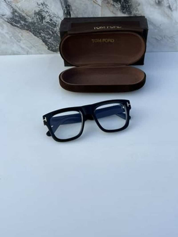 Tomfo..rd_259_black_plano