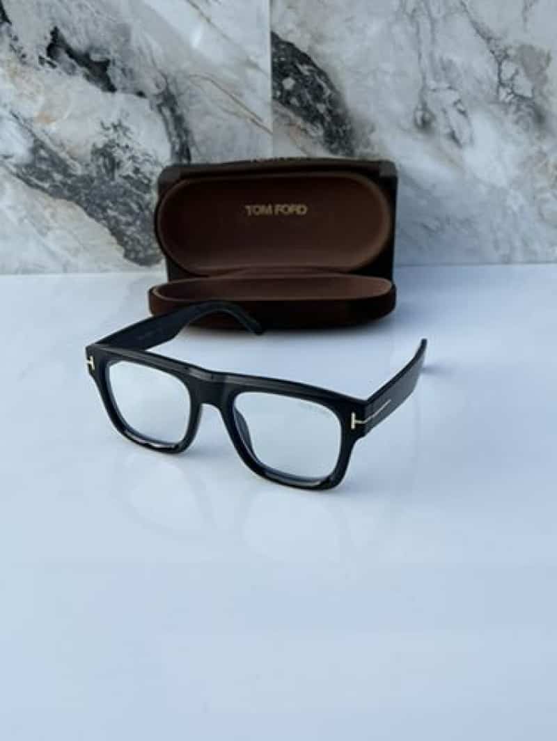Tomfo..rd_259_black_plano