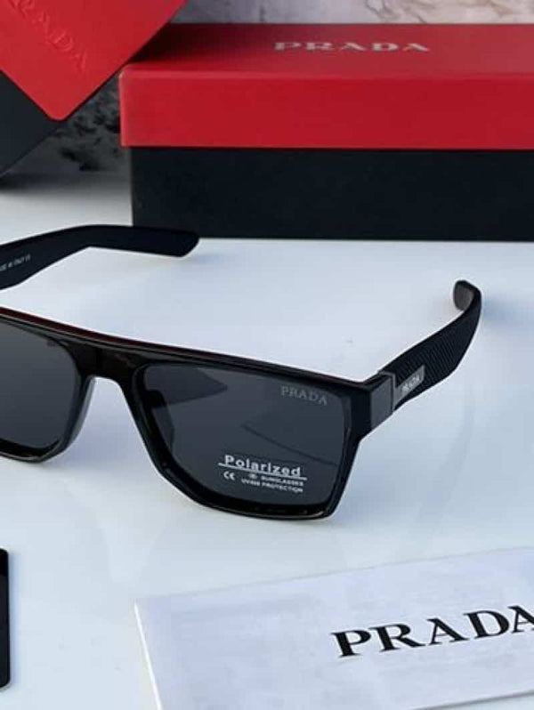 Prada_1320_glossy_black