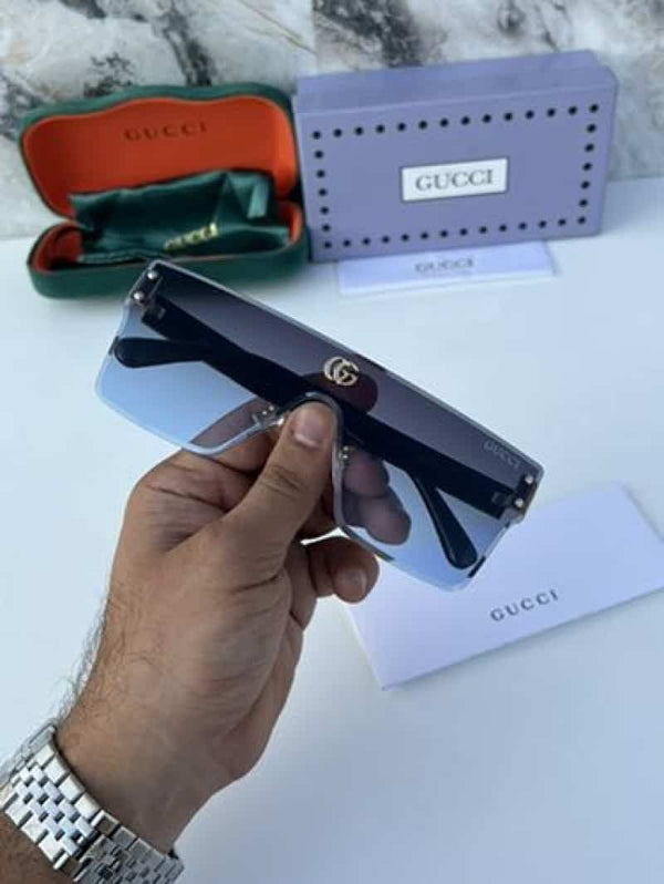 gu...cci!_515_blue
