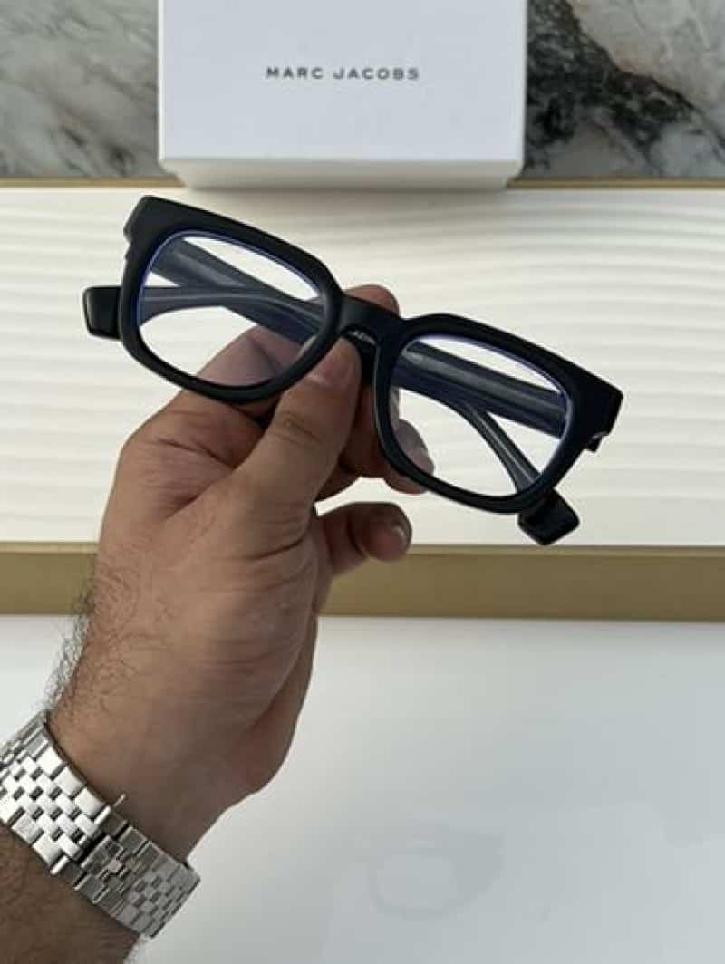 Marc_jacobs_1105_black_plano
