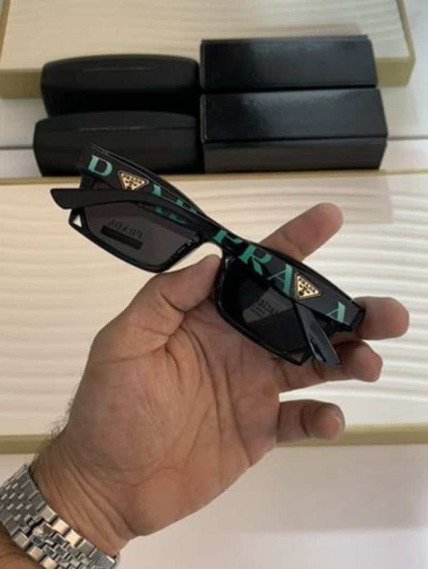 prada_55310_black