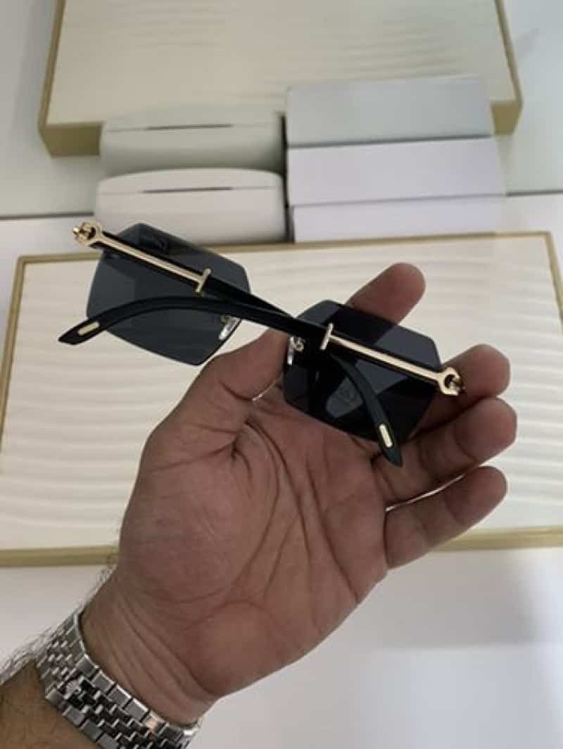 Cartier_7392_gold black Secondary image
