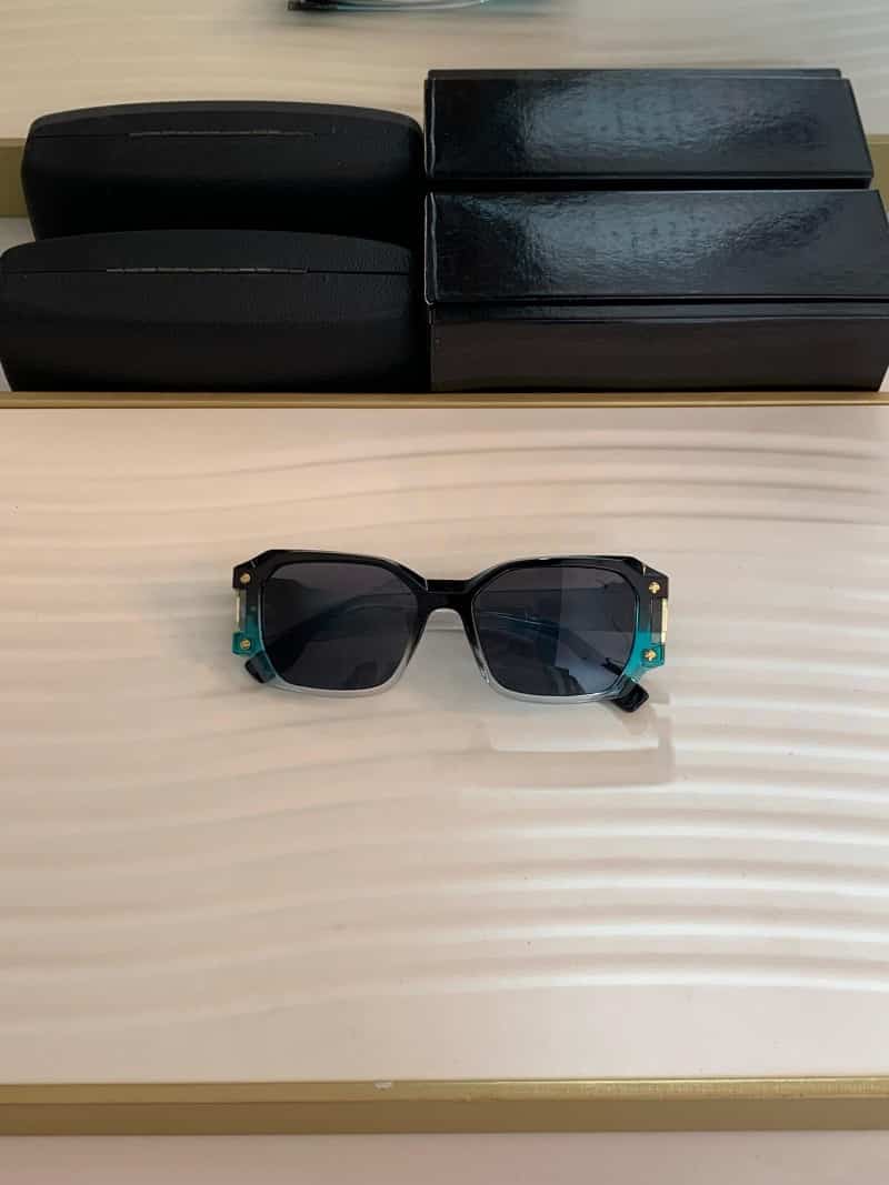 Versace_144_black_blue