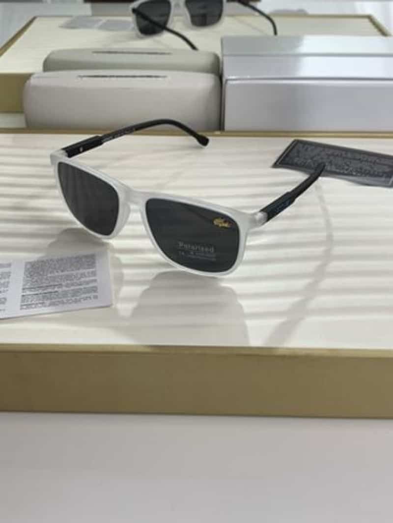 1001 white black Main image